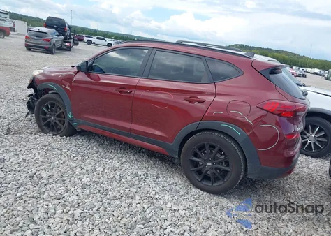 2019 Hyundai Tucson Night z USA, uszkodzony, nr VIN KM8J33AL6KU980475